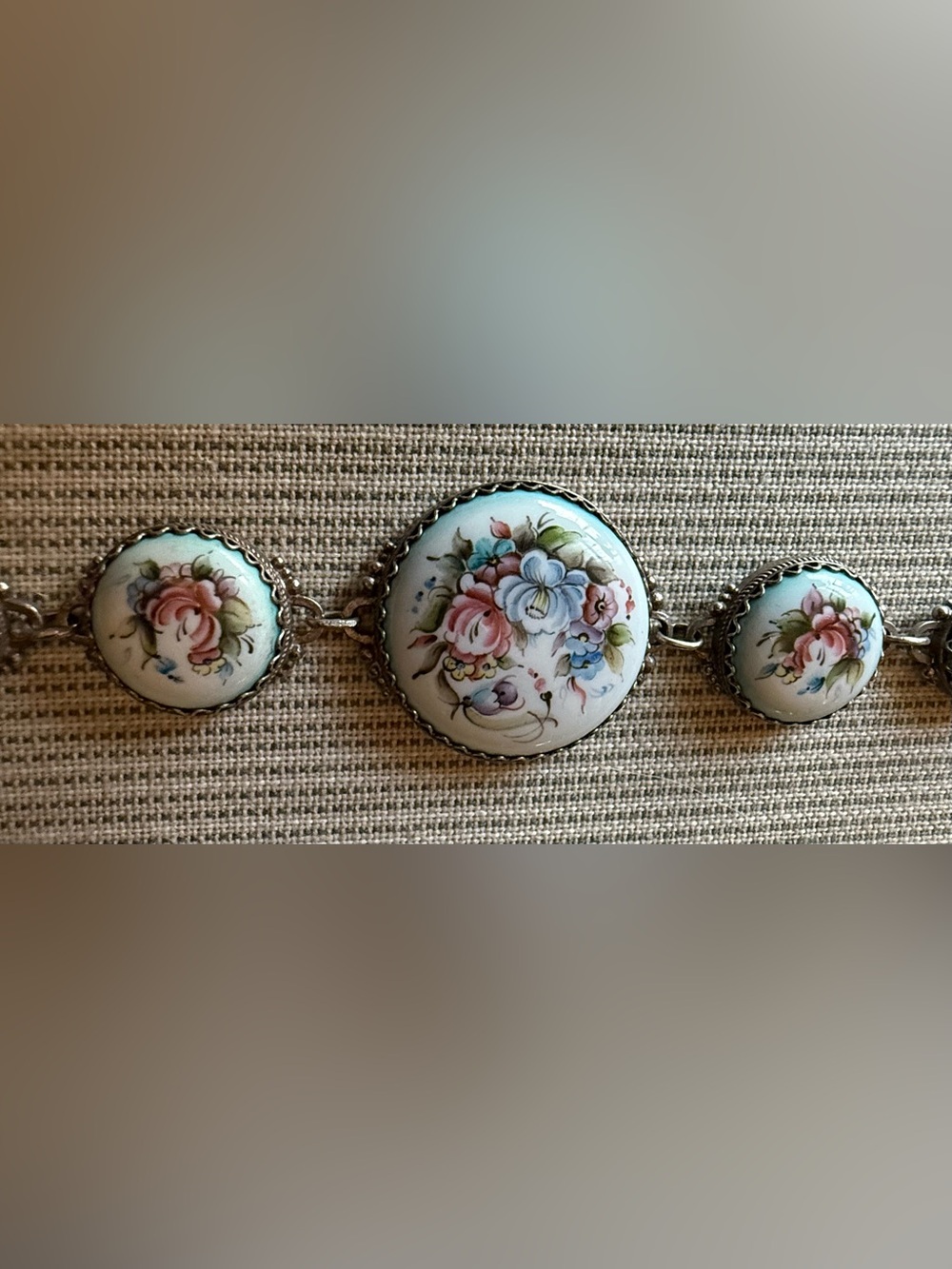 Finift Russian Handpainted Floral Ceramic & Silver tone vintage bracelet - Picture 13 of 13